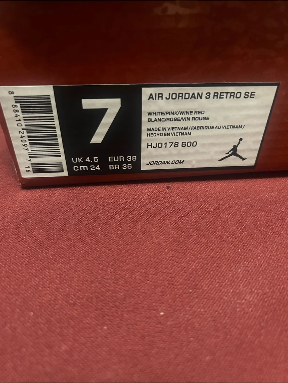 Air Jordan 3 Retro SE Sneakers - Picture 7 of 7